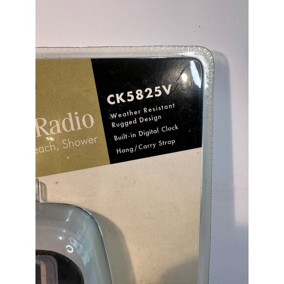 Vtg Emerson CK5825V All Weather AM/FM Radio Digital Clock Hang Cord Batteries - Picture 2 of 5